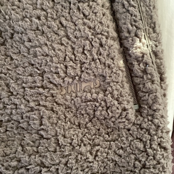 NWT SKIMS Teddy Jogger - Picture 6 of 8